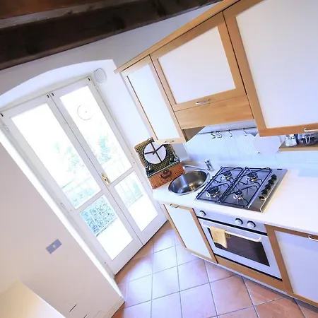 Fleur De Lis Loft شقة بيرغامو