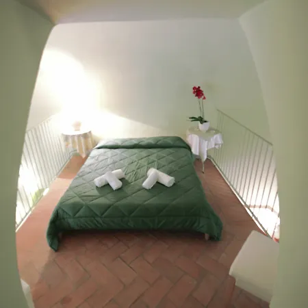 Fleur De Lis Loft شقة بيرغامو